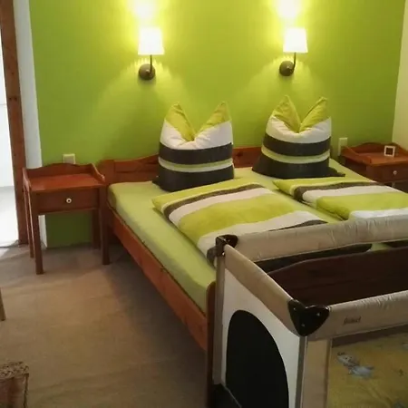 Apartment Ferienwohnung *